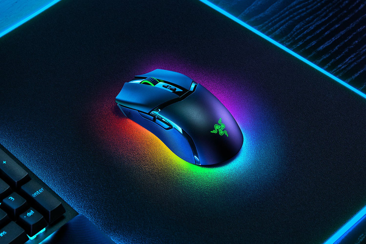 Razer Cobra Pro mouse Gaming Right-hand RF Wireless + Bluetooth + USB Type-C Optical 30000 DPI